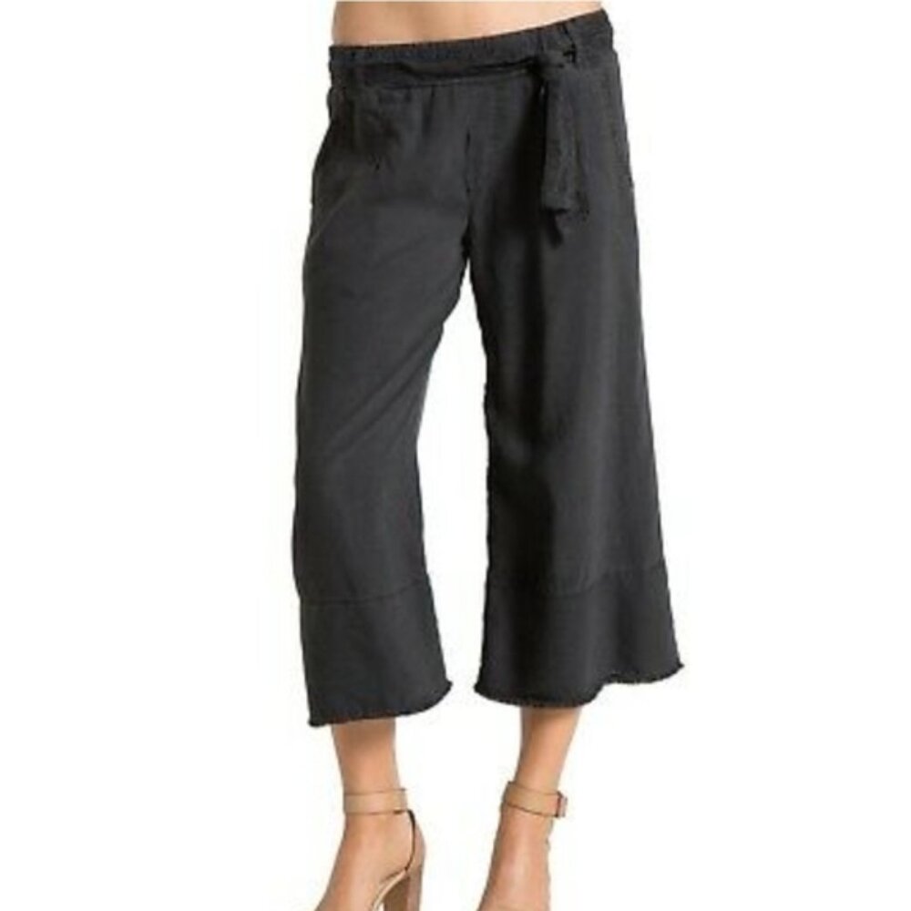 Cloth & Stone Women's 100% Tencel Pant Size XS Black Fray Hem Wide Cropped Leg